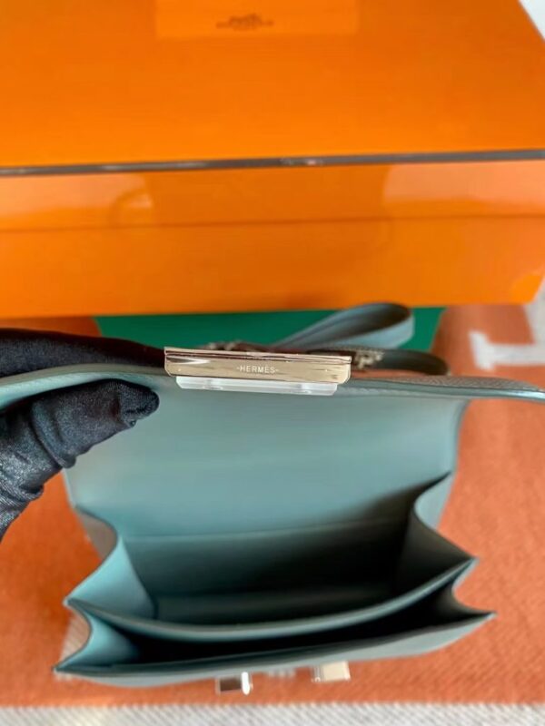 mmexport1691741626330-768x1024-1 Hermès mini Consatnce Epsom ck63 Almond green Silver Hardware 18cm Full Handmade