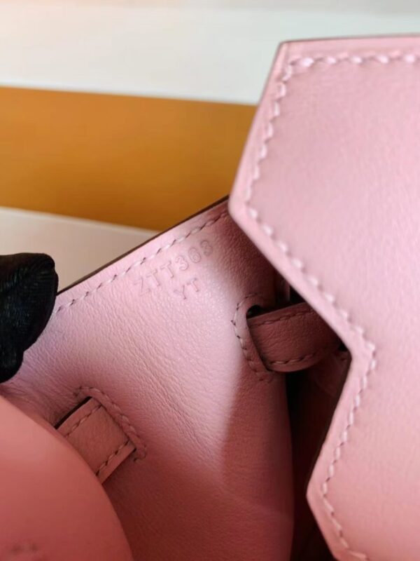 mmexport1692180620412-768x1024-1 Hermès Birkin Swift 3Q new sakura pink Gold Hardware 25cm Full Handmade