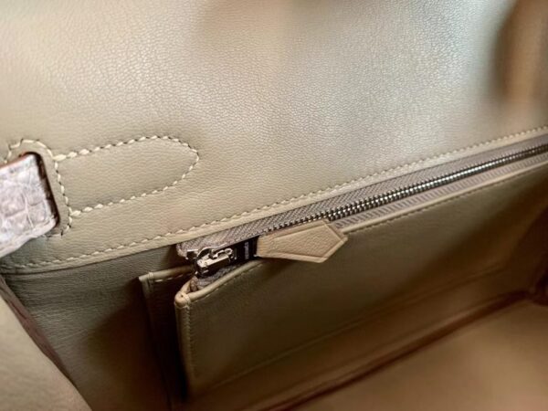 mmexport1692180702246-1024x768-1 Hermès Birkin Matte crocodile ck10 Himalaya Silver Hardware 30cm Full Handmade