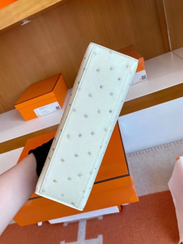 mmexport1692180741628-768x1024-1 Hermès mini kelly Pochette Ostrich 8L Creamy White Gold Hardware 22cm Full Handmade