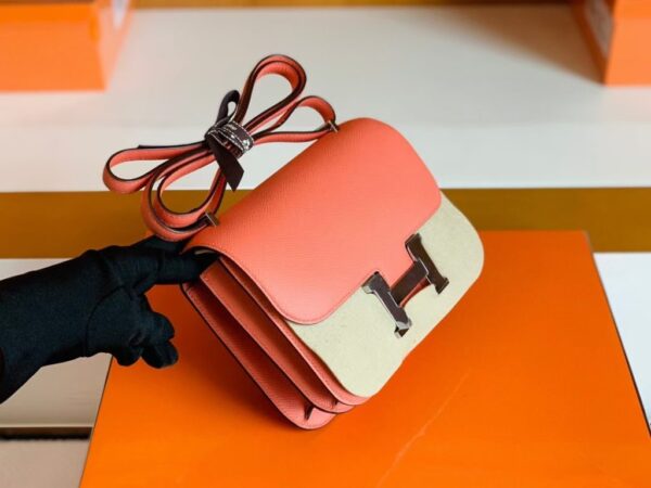 mmexport1696606538974-1024x768-1 Hermès Constance Epsom Candy Pink Silver Hardware 18cm Full Handmade