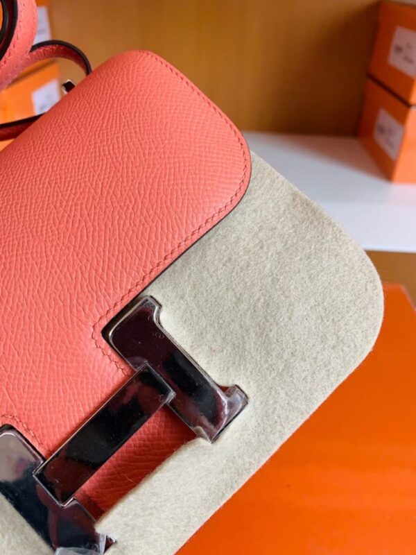 mmexport1696606540429-768x1024-1 Hermès Constance Epsom Candy Pink Silver Hardware 18cm Full Handmade