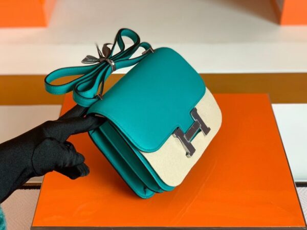 Hermès Constance Swift 7F blue-green turquoise Silver Hardware 18cm Full Handmade