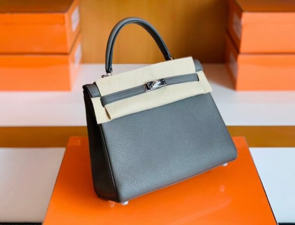 mmexport1699008547777-2-1024x783-1 Hermès Kelly Togo 8F tinware grey Silver Hardware 25cm Full Handmade
