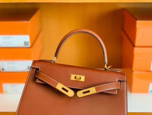 mmexport1699008858852-1024x776-1 Hermès Kelly Barenia Reddish brown Gold Hardware 28cm Full Handmade