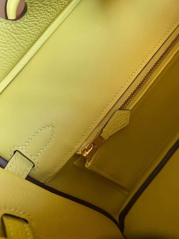 mmexport1699695519377-768x1024-1 Hermès Birkin Togo Light Yellow Gold Hardware 25cm Full Handmade
