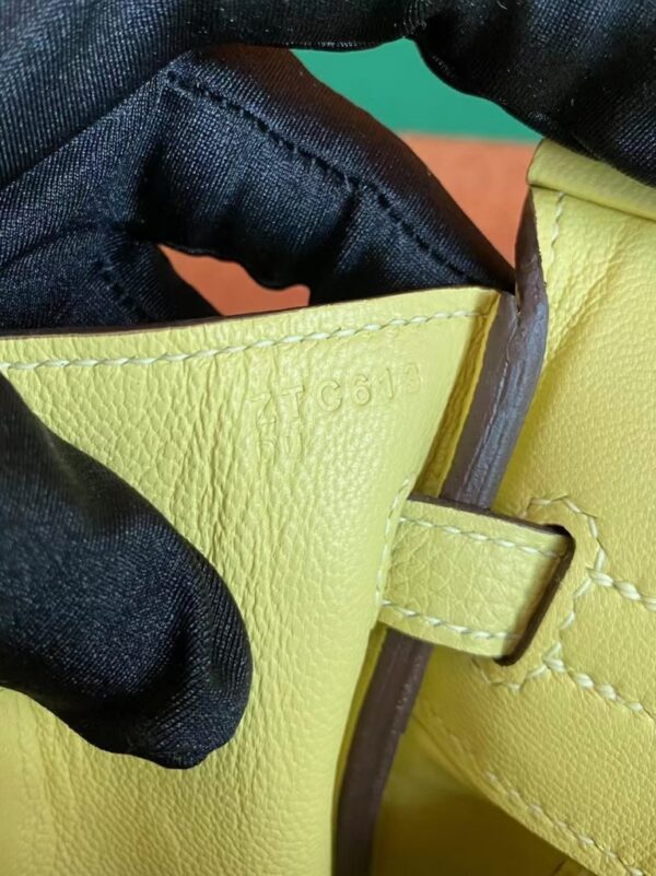 mmexport1699695520766-767x1024-1 Hermès Birkin Togo Light Yellow Gold Hardware 25cm Full Handmade