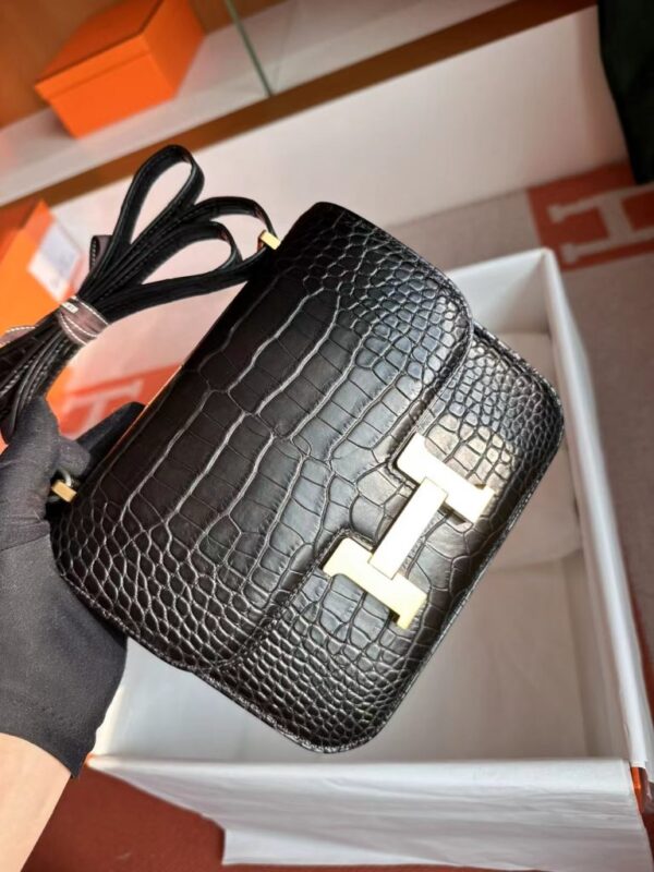 mmexport1700060006615-768x1024-1 Hermès mini cosntance Matte Alligator crocodile Black Gold Hardware 18cm Full Handmade