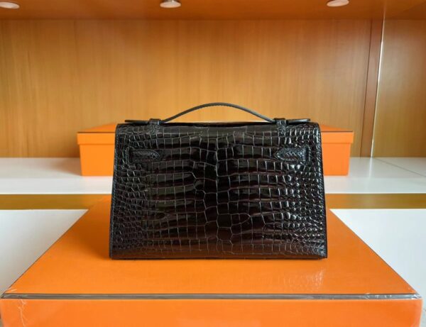 mmexport1705116719966-1024x786-1 Hermès Kelly potteche Shiny crocodile Black Silver Hardware 22cm Full Handmade