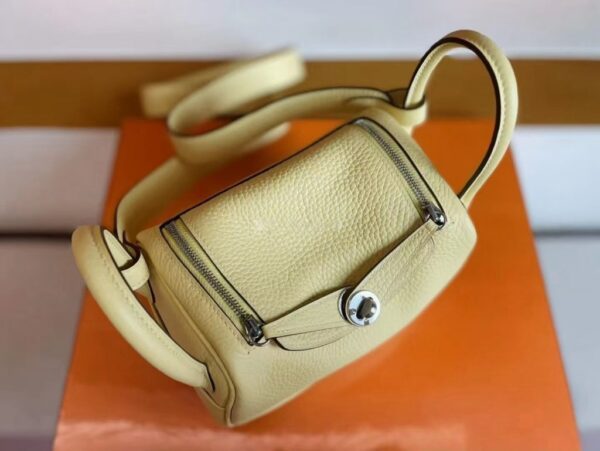 mmexport1739437503934-1024x769-1 H Factory Bags Mini Lindy Togo Leather Light Yellow Silver Hardware 20cm Full Handmade