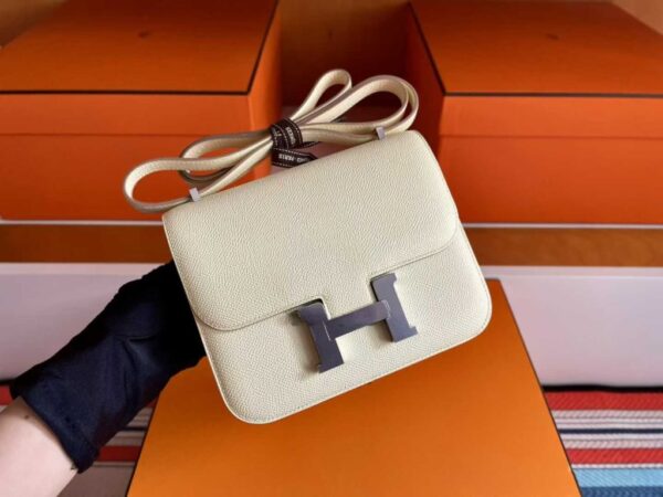 2025-10-31_095640_219-1024x768-1 H Factory Bags Constance Epsom Leather Cream White Silver Hardware 18cm Full Handmade
