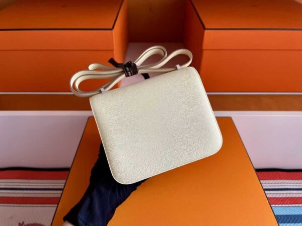 2025-10-31_095644_610-1024x768-1 H Factory Bags Constance Epsom Leather Cream White Silver Hardware 18cm Full Handmade