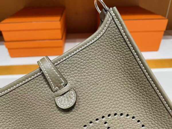 2025-11-04_180719_041-1024x768-1 H Factory Bags Mini Evelyne Togo Leather Etoupe Grey Silver Hardware 16cm Full Handmade