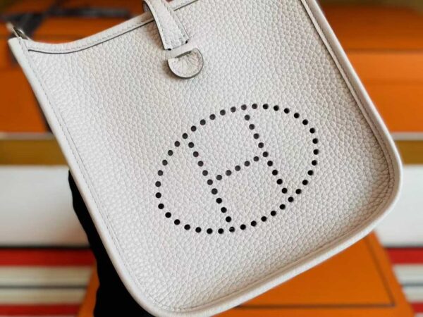 2025-11-04_180753_008-1024x768-1 H Factory Bags Mini Evelyne Togo Leather Cream White Silver Hardware 16cm Full Handmade