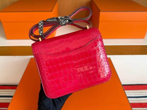 2025-12-22_101141_713-1024x768-1 H Factory Bags Constance Shiny Alligator Crocodile Chinese Red Gold Hardware 18cm Full Handmade