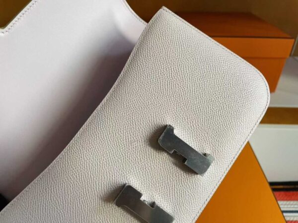 e5beaee4bfa1e59bbee78987_2025-10-11_100249_854-1024x768-1 H Factory Bags Constance To go Epsom Leather Light Sakura Pink Silver Hardware 21cm Full Handmade