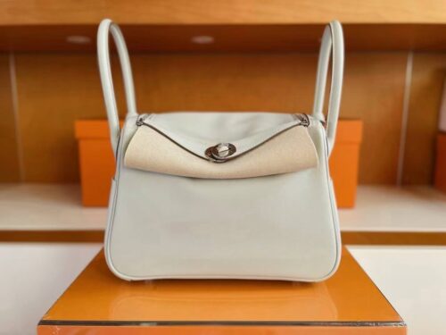 mmexport1748271230473-1024x776-1 H Factory Bags Lindy Swift Leather M4 off white & Grey Silver Hardware 26cm Full Handmade Phw