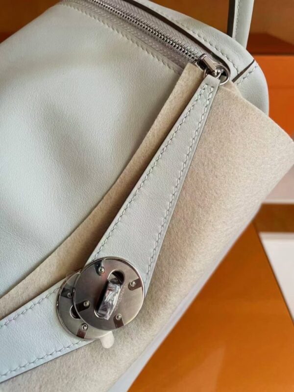 H Factory Bags Lindy Swift Leather M4 off white & Grey Silver Hardware 26cm Full Handmade Phw