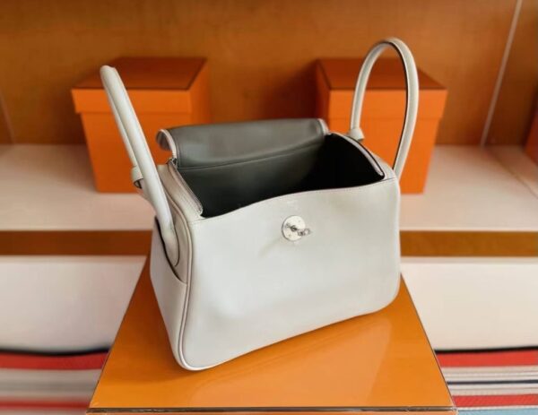 H Factory Bags Lindy Swift Leather M4 off white & Grey Silver Hardware 26cm Full Handmade Phw