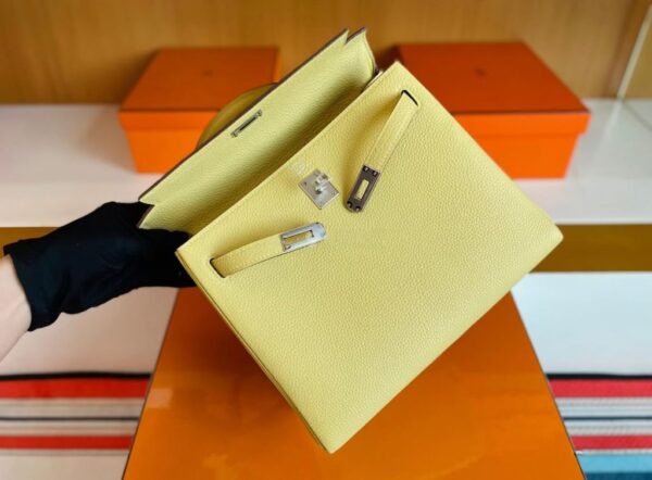mmexport1757474586832-1024x754-1 H Factory Bags Kelly Togo Leather 1Z Light Yellow Silver Hardware 25cm Full Handmade Phw